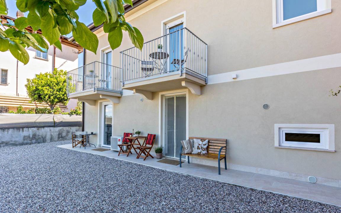Castelnuovo del Garda House | 150 m² House ∙ 4 bedrooms ∙ 12 guests
