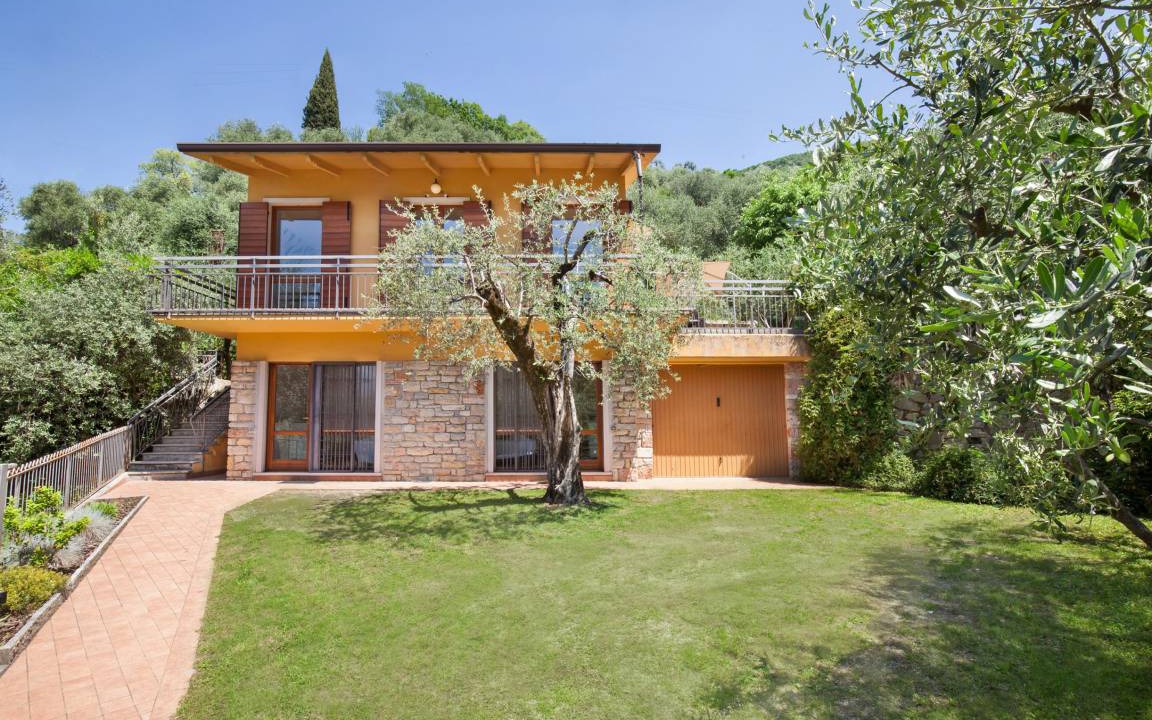 Villa Carducci Torri Del Benaco | Pai