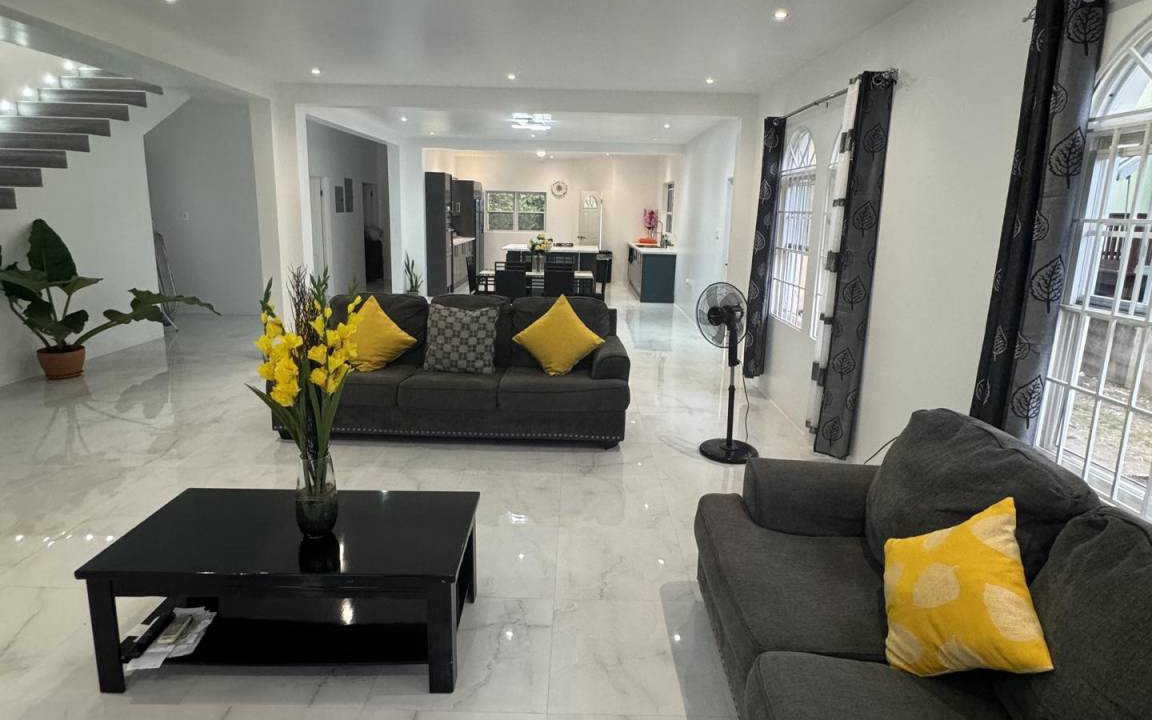 Greenwich Park Villa | 165 m² Villa ∙ 4 bedrooms ∙ 12 guests