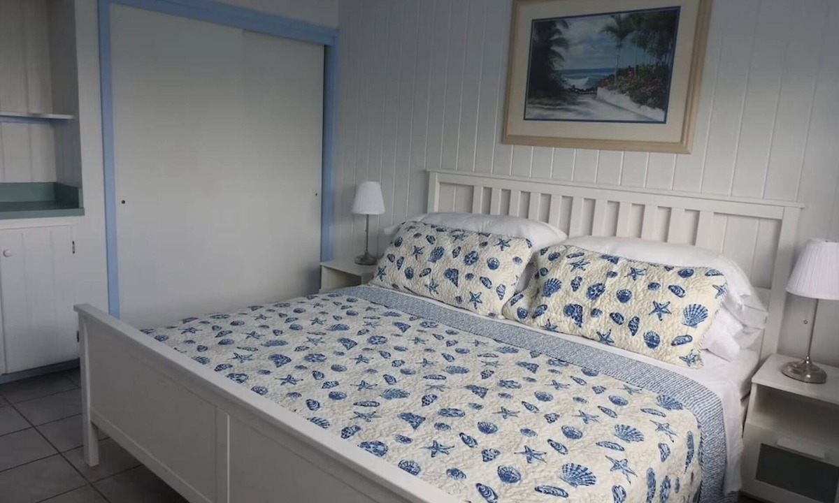 Hope Town Villa | 2-bedroom/2-bathroom Steps Away From the Beach at Turtle Hill Resort