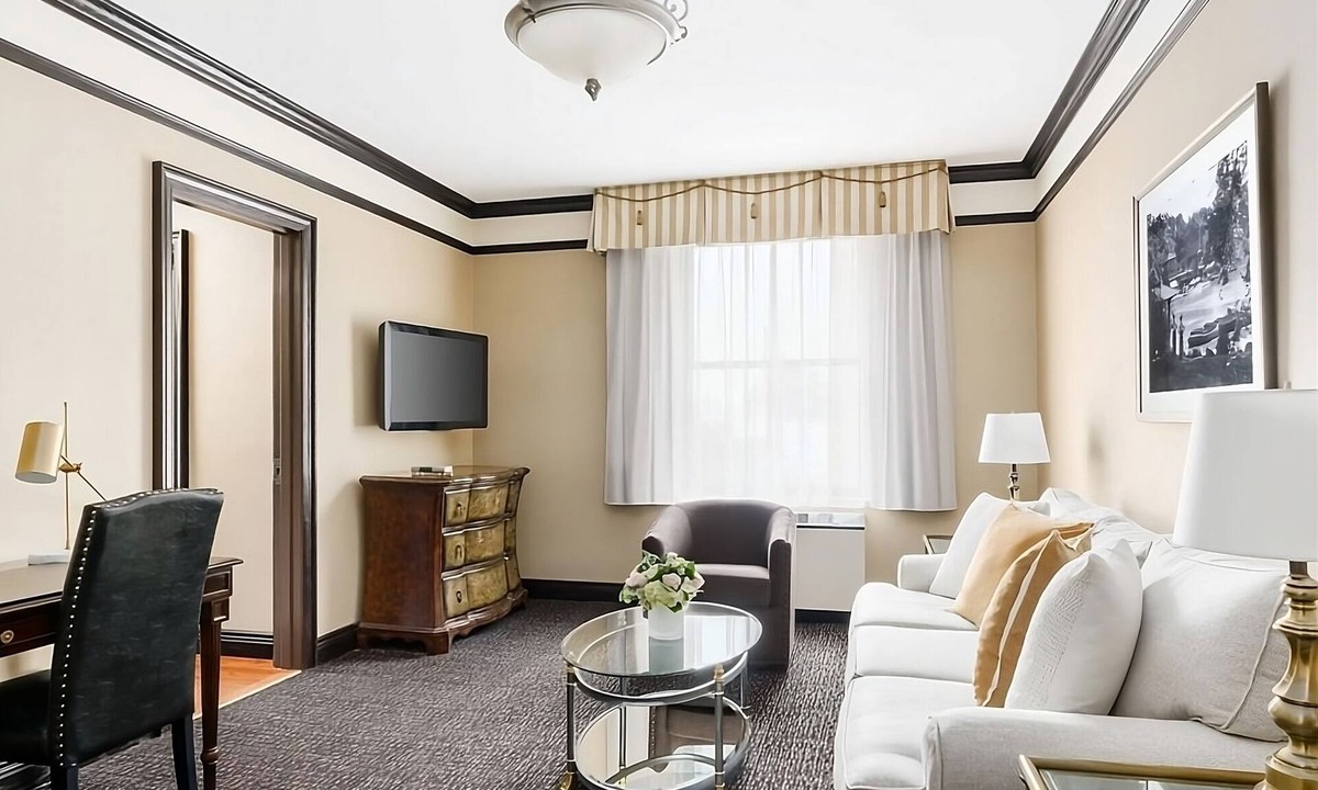 Central Park West Hotel | 2 Deluxe Suite 1 King Bed at The Lucerne Hotel!