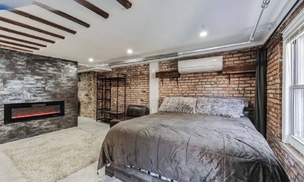 Ocean Hill Apartment | 3 Freshly Renovated Flats 1 House!
