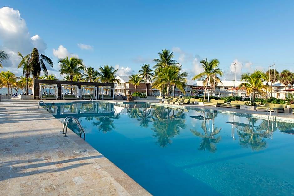 Freeport Hotel | 4-Star Hotel ∙ Viva Wyndham Fortuna Beach - All Inclusive