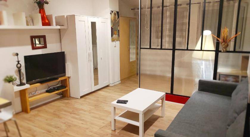 Petit-Ivry Apartment | 40 m² Apartment ∙ 1 bedroom ∙ 5 guests