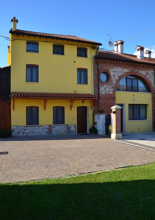 Costabissara House | Agriturismo Alla Corte