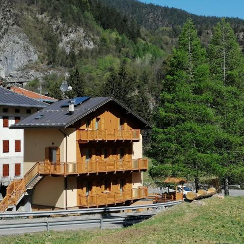 Caralte House | Ai Larici