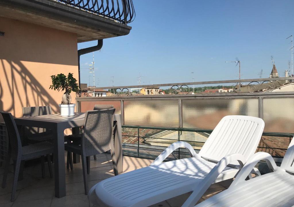 Peschiera del Garda City Centre Apartment | Anfite Aleardi 4