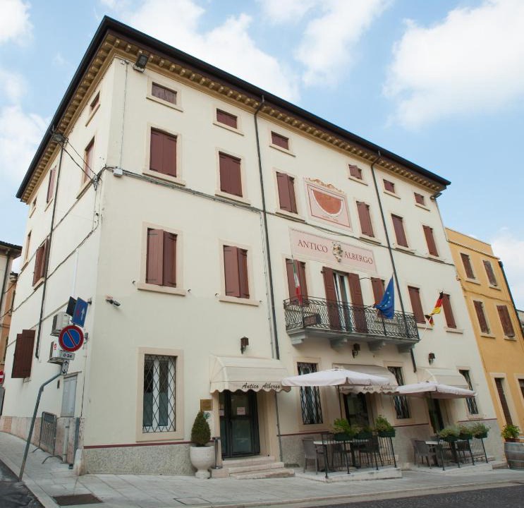 Negrar Hotel | Antico Albergo