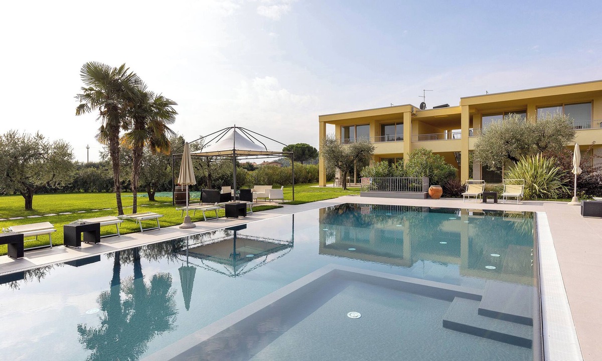 Montioni Apartment | Apartment 'Agriturismo Le Campagnole Green' with Shared Pool, Wi-Fi and Air Conditioning