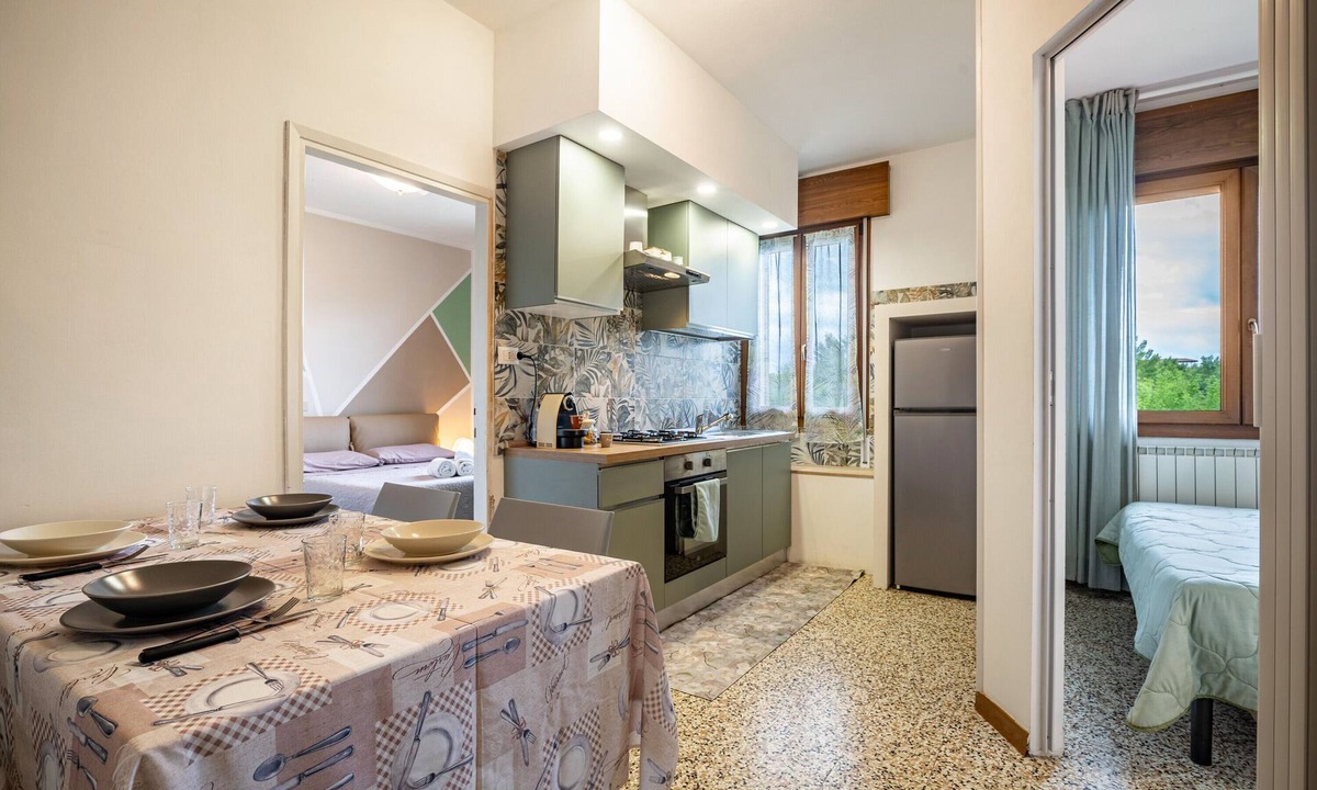 San Briccio Apartment | Apartment 'Corina Cavallino Treporti' with Shared Garden, Wi-Fi and Air Conditioning