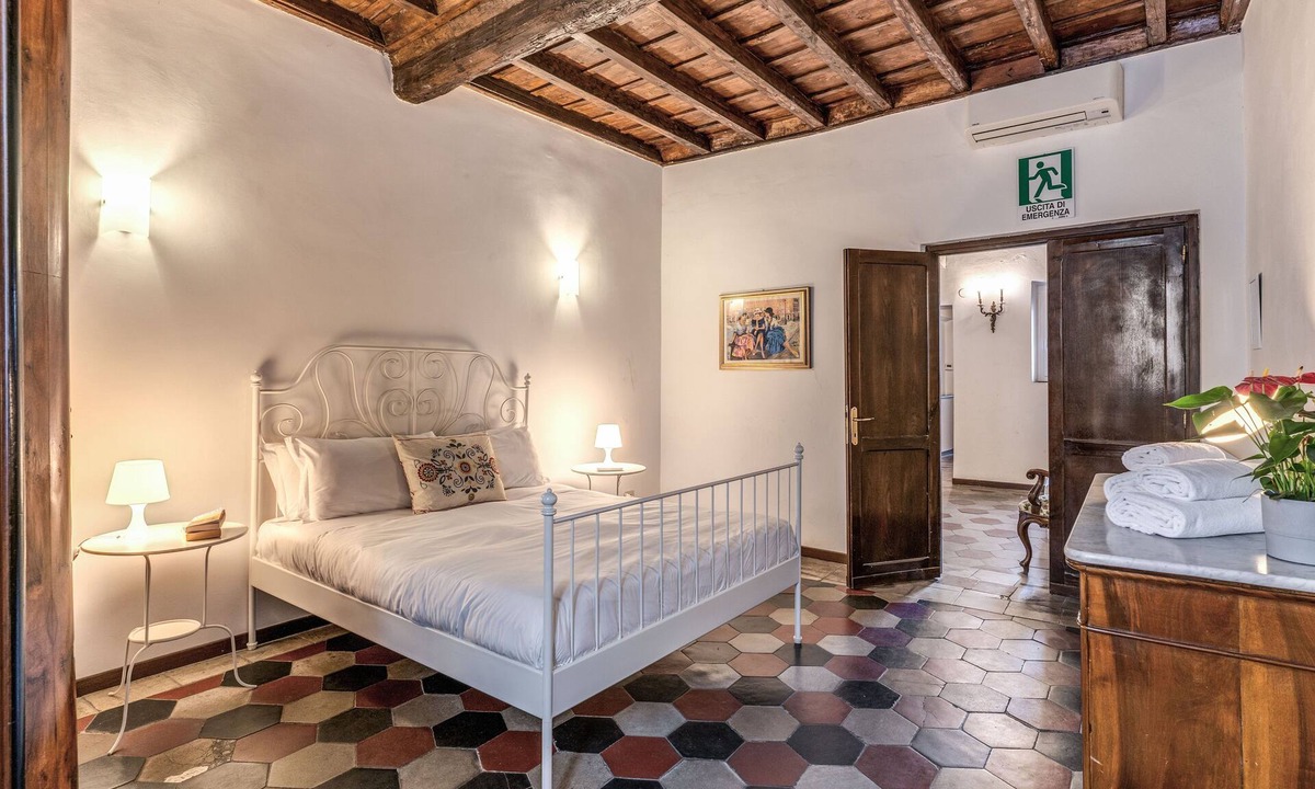 Rione VII Regola Apartment | Apartment elegant and central Campo de 'Fiori with wifi