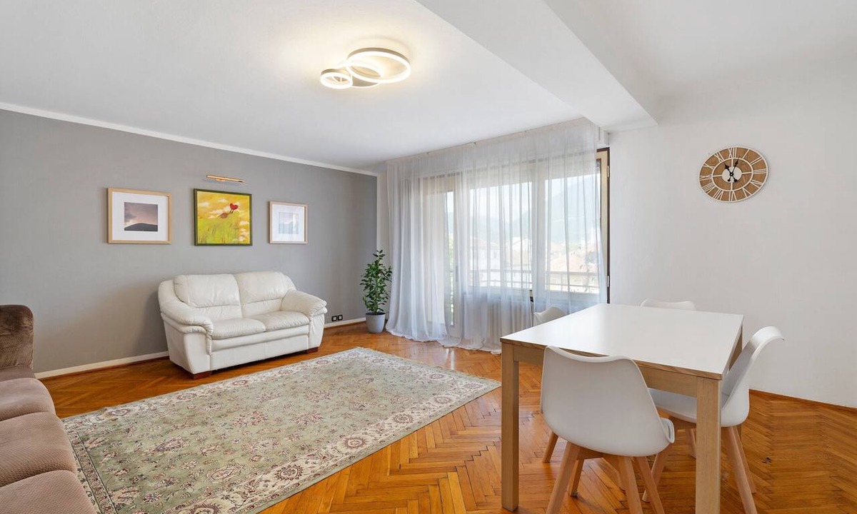Feltre Apartment | Apartment 'Isola' with Mountain View, Private Terrace and Wi-Fi