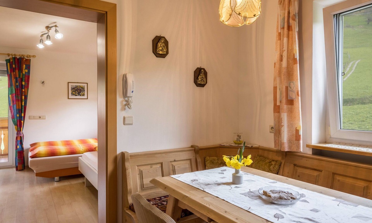 Terento Apartment | Apartment "Kirchblick" near Ski & Hiking Areas with Mountain View, Wi-Fi & Garden