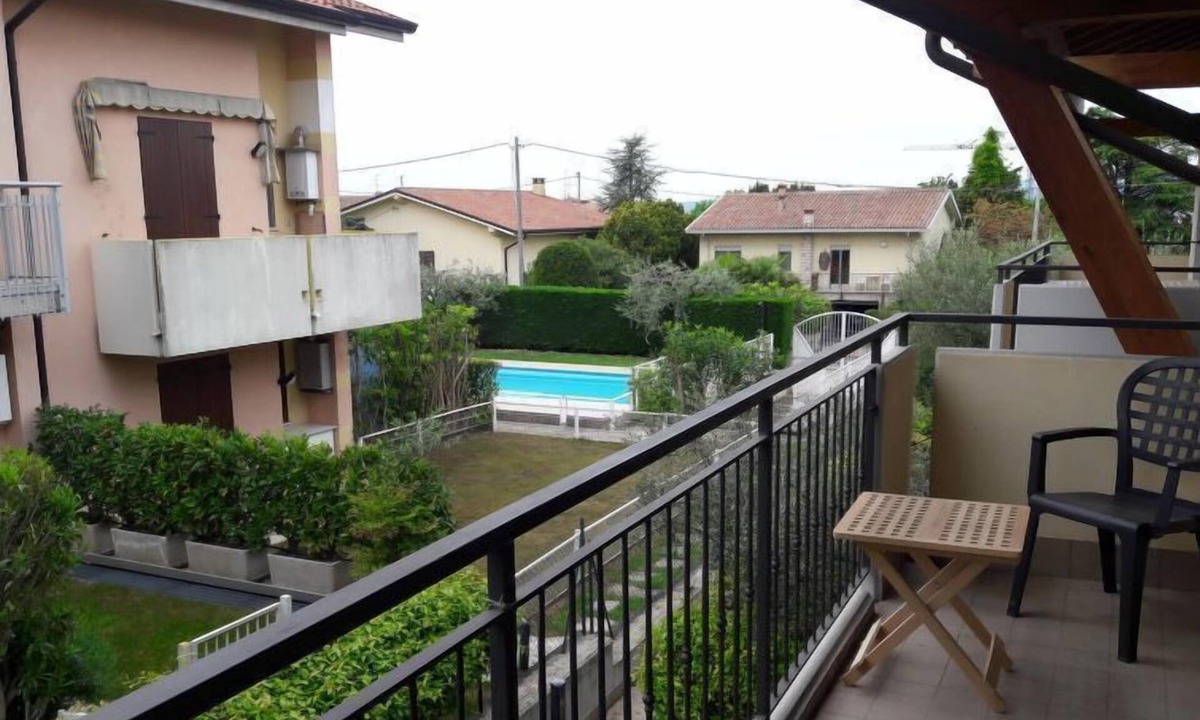 Montioni Apartment | Apartment La Madonnina in Lazise - 5 persons, 2 bedrooms