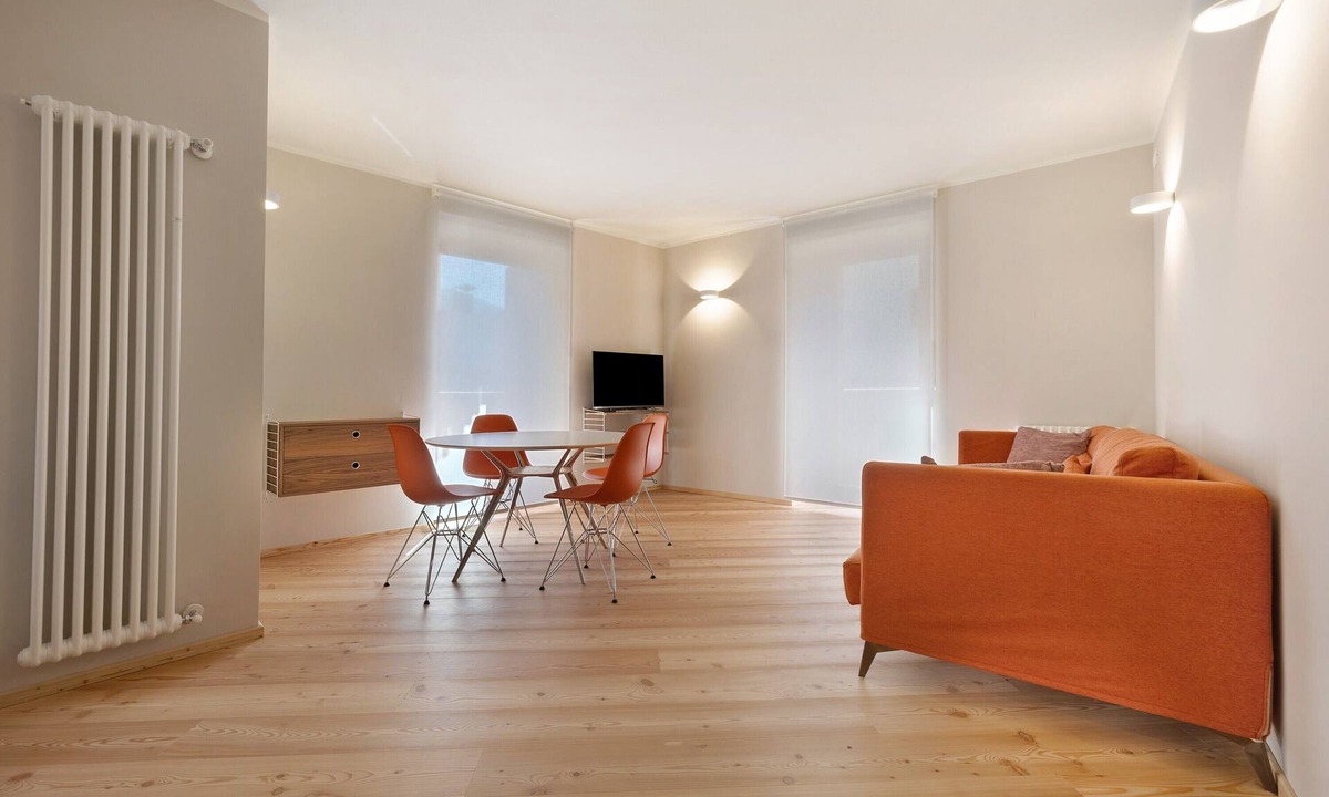 Carisolo Apartment | Apartment 'Pink' with Mountain View, Balcony and Wi-Fi