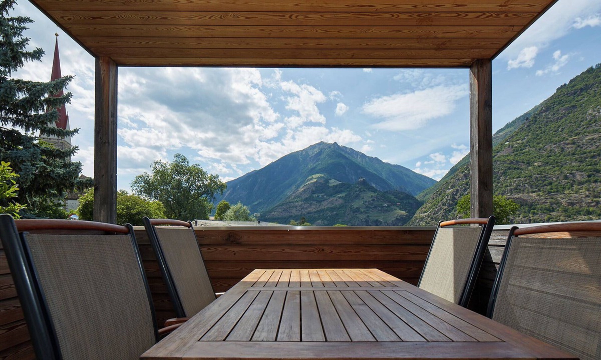 Naturno Apartment | Apartments Schwarzlehen Idyllic time-out with organic pool surrounded by green nature