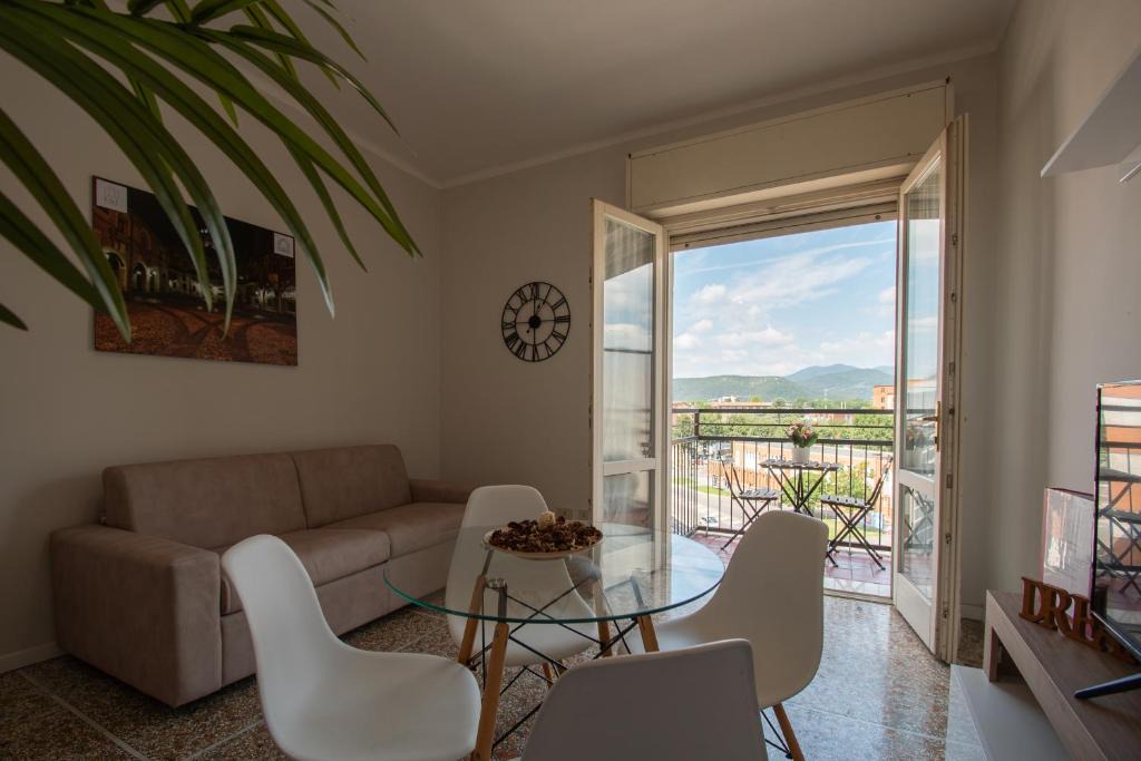 San Rocchino-Costalunga Apartment | Appartamento Ospedale Civile 3 - F&L Apartment