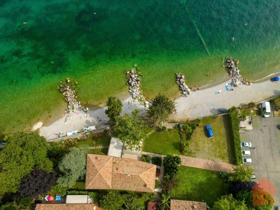 Solarolo Villa | APT24 - Lakefront Villa with Park