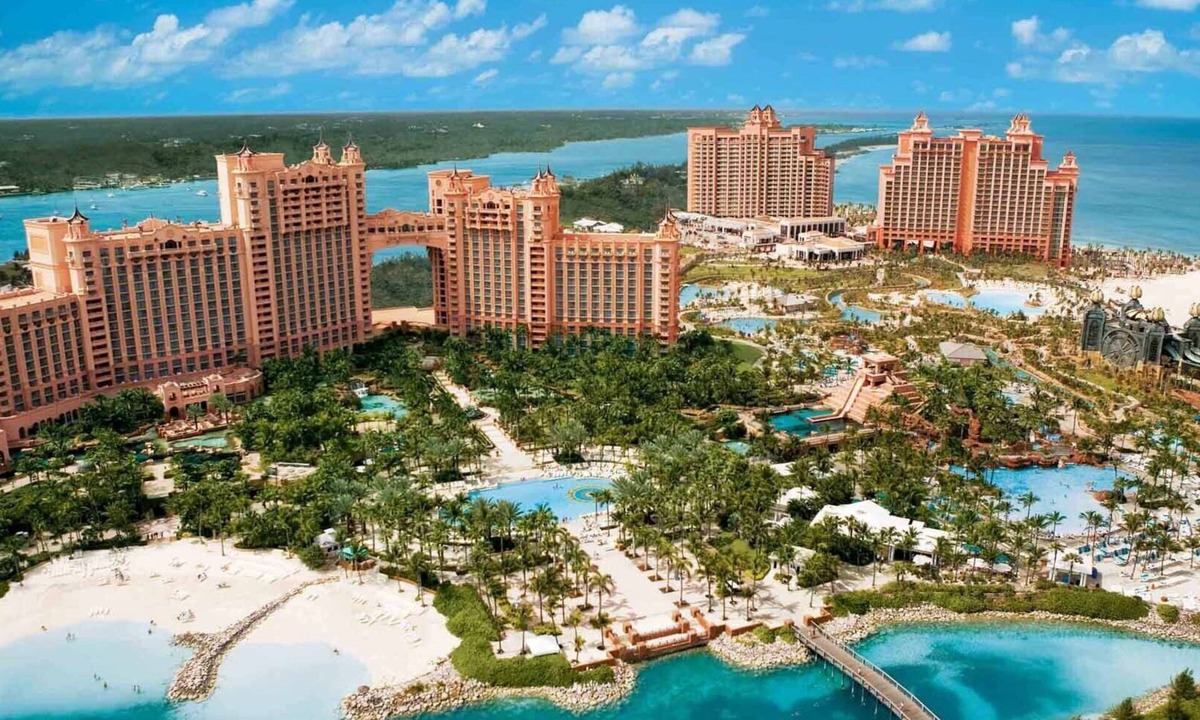 Paradise Island House | Atlantis Harborside, Paradise Island FREE Atlantis Park Day Passes