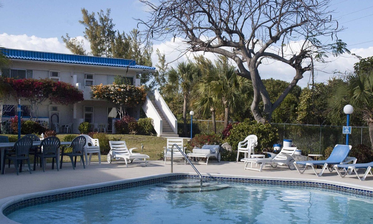 Williams Town Apartment | Attractive and Affordable Garden Apartment very close to Beach, shops, amenities