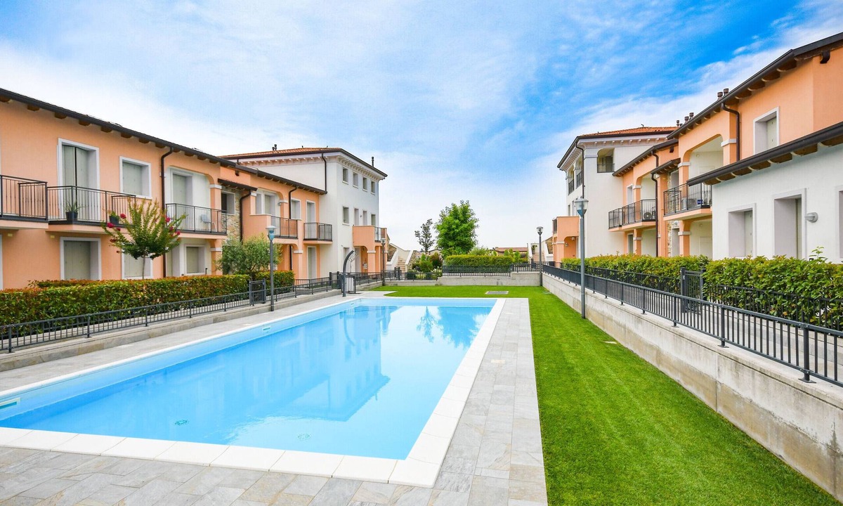 San Benedetto di Lugana Apartment | Aurora Home