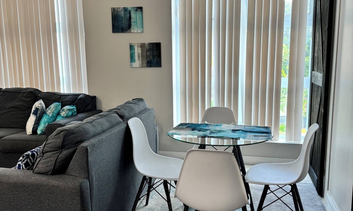 Beverly Hills Apartment | Bamboo Breeze City at the Lofts
