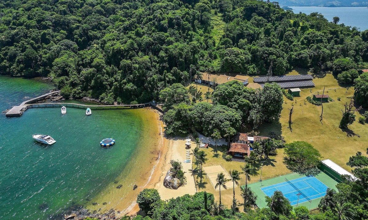 Angra dos Reis Villa | Beachfront villa in Angra dos Reis - Ang009
