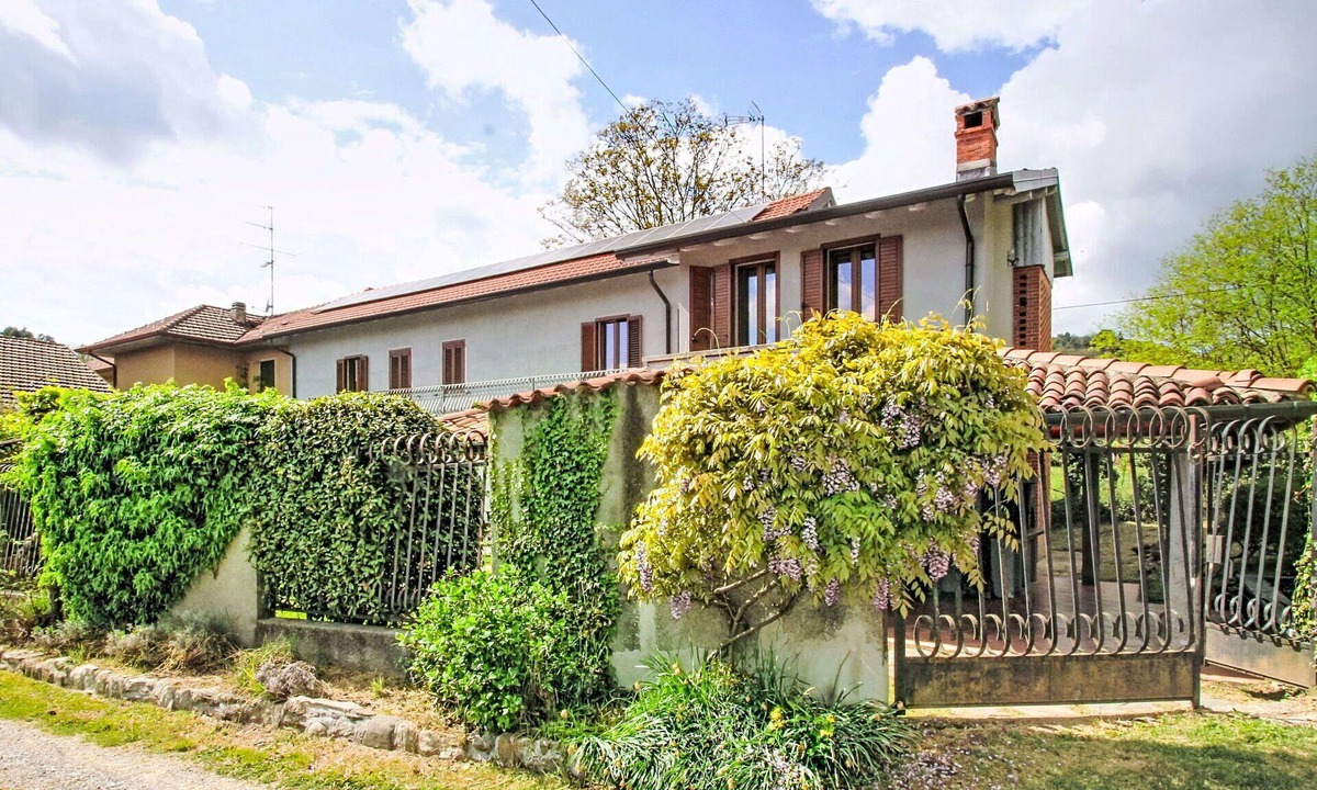 Cuirone House | Beautiful villa for 4 guests with WIFI, TV, terrace and pets allowed