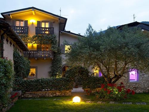 Adrara San Martino Bed & Breakfast | Bed and Breakfast Casa del Nonno
