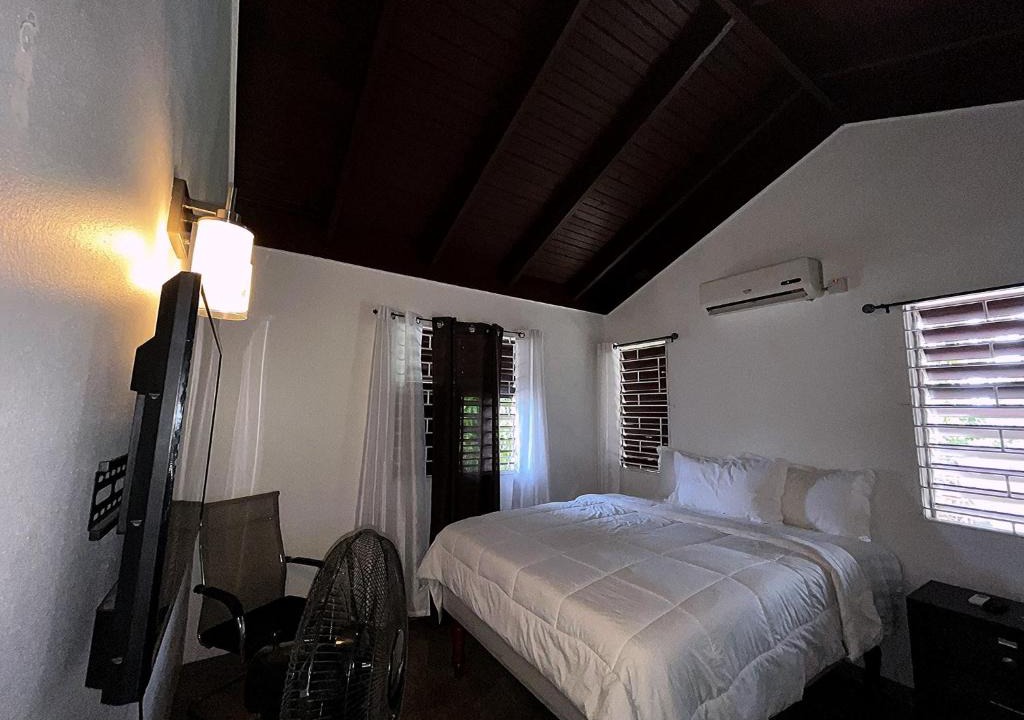 Saint Andrew House | Beresford Guesthouse
