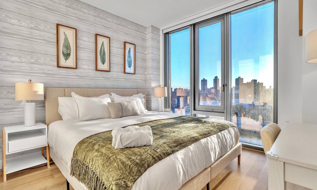 Port Morris Apartment | Big Apple Stylish Getaway - 3 Mins to NYC
