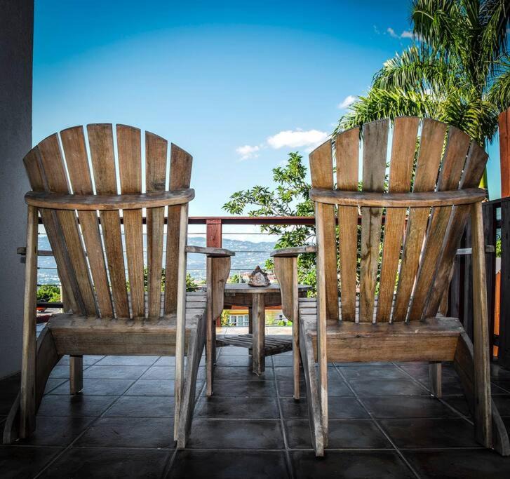 Mona Apartment | Blue Ray Comfort Townhouse