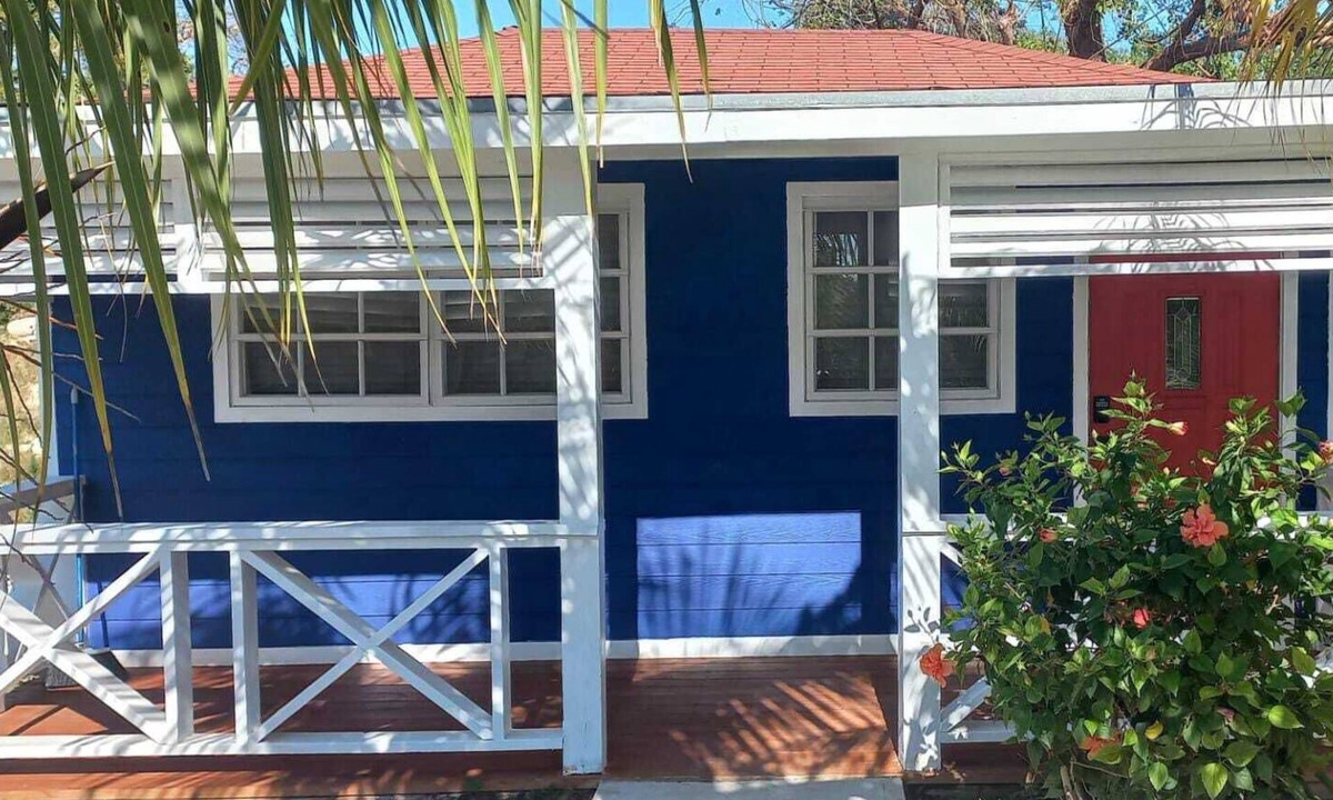 George Town House | Blue Serenity