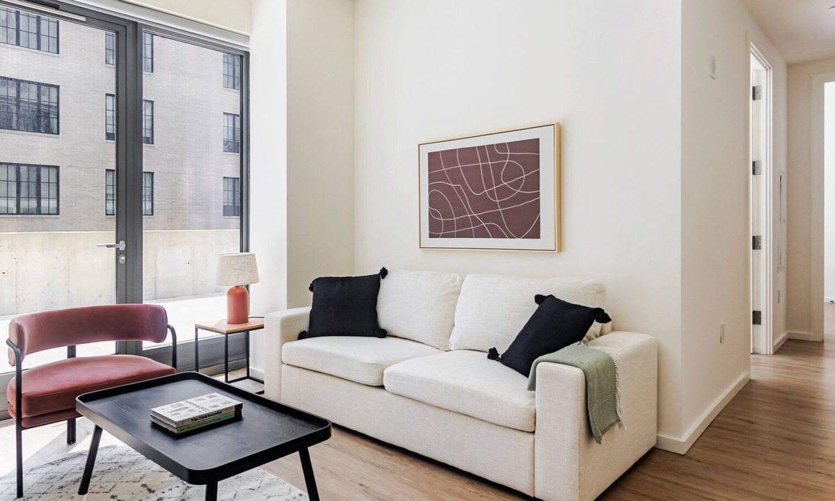 Clinton Hill Apartment | Blueground | Clinton Hill, pool, nr Fort Greene Park