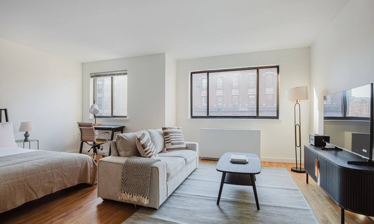 Garment District Apartment | Blueground | Hudson Yards, AC, w/d, nr station