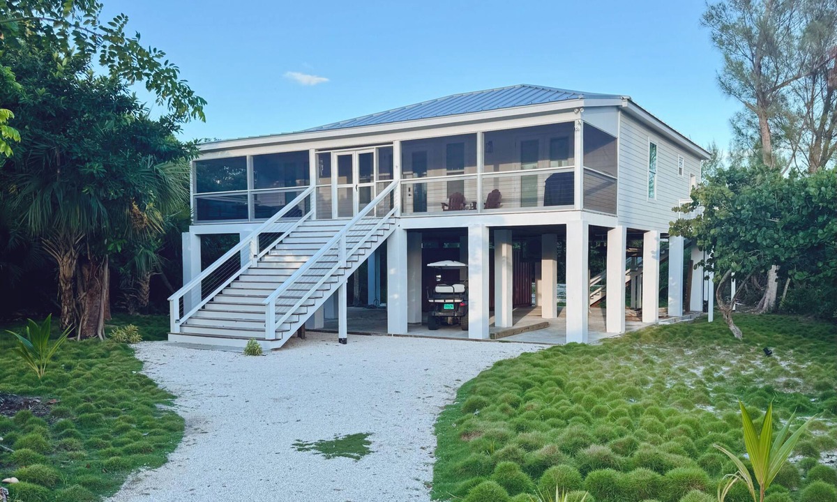 Treasure Cay House | Brand new 3-bedroom house in charming Green Turtle Cay with short walk to beach