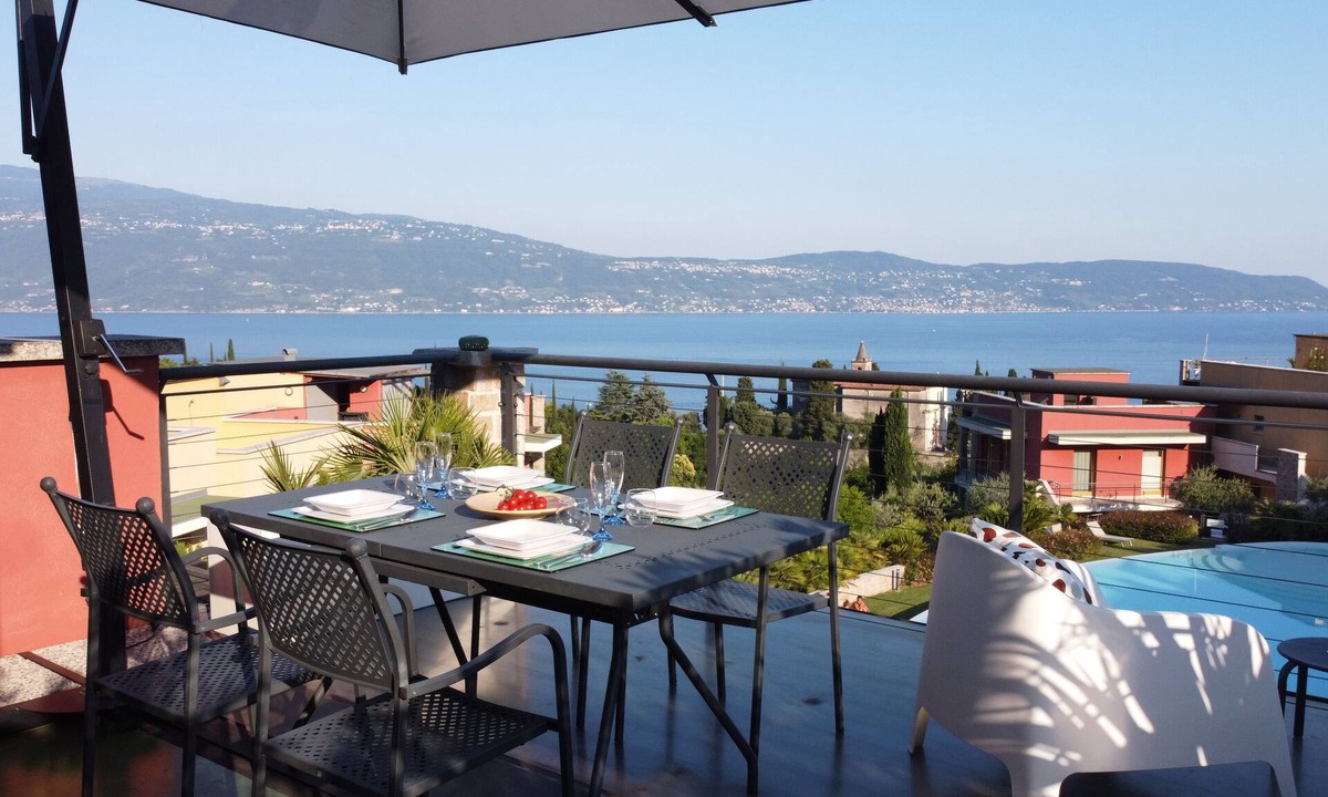 Cecina Apartment | Brand new luxury apartment with spectacular lake view, Wi-Fi Free