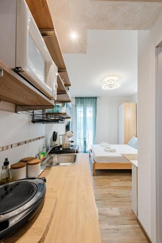 Chioggia Apartment | Bright Summer Studio Pool-Parking -30m dal Mare