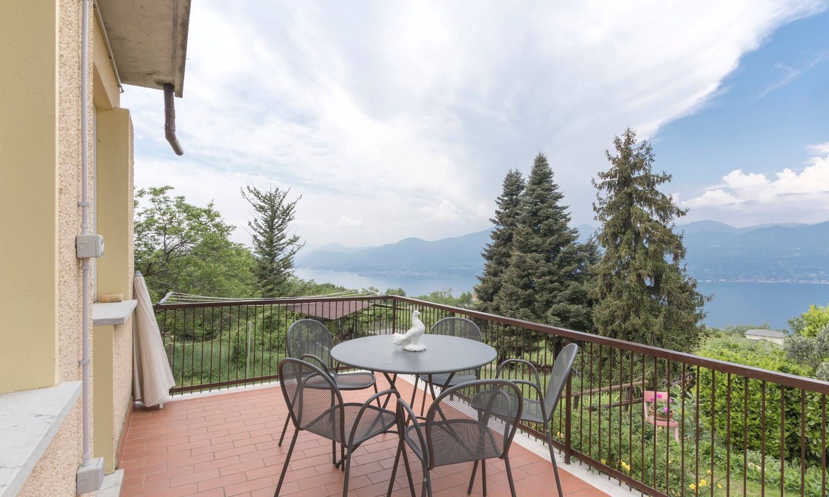 San Zeno di Montagna Apartment | Bright with garden - Apartment San Zeno di Montagna