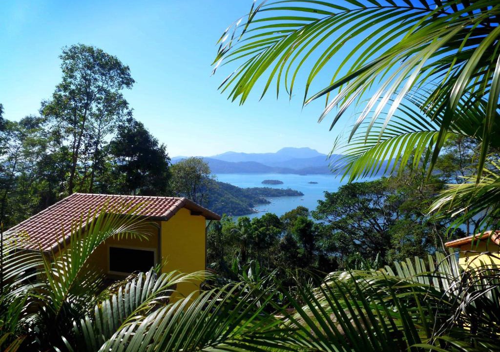 Paraty House | Bus Stop Paraty