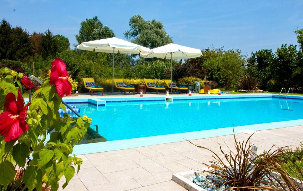Olmo di Mira House | CA' LEONE - Regina Vittoria - Apartment with Pool