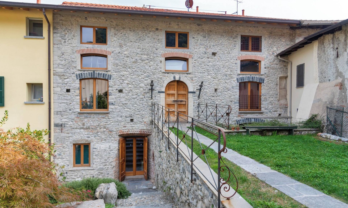 Pescate Apartment | Camera dello Stalliere - Pescate - Lecco
