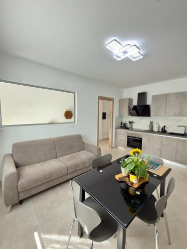 Villadossola Apartment | Casa Alpea