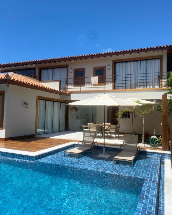 Brava House | Casa alto padrão a 100 metros da praia brava