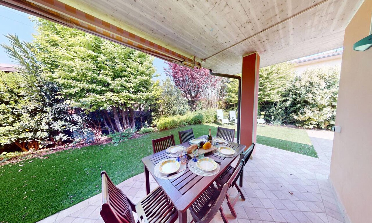 Crociale Villa | Casa Arcoiris by Bookinggardalake