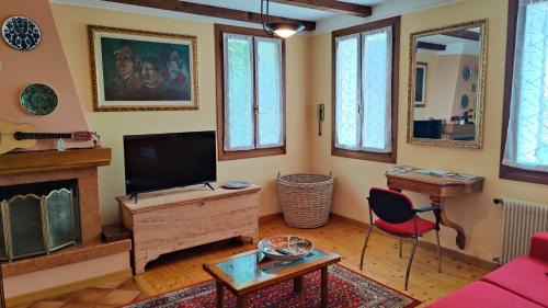 Solighetto Apartment | Casa Monte Villa