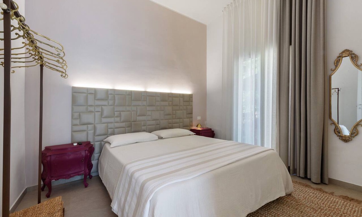 Como Apartment | Casa Teresa Suite in Como – Modern Comfort with Private Garden and Free Parking