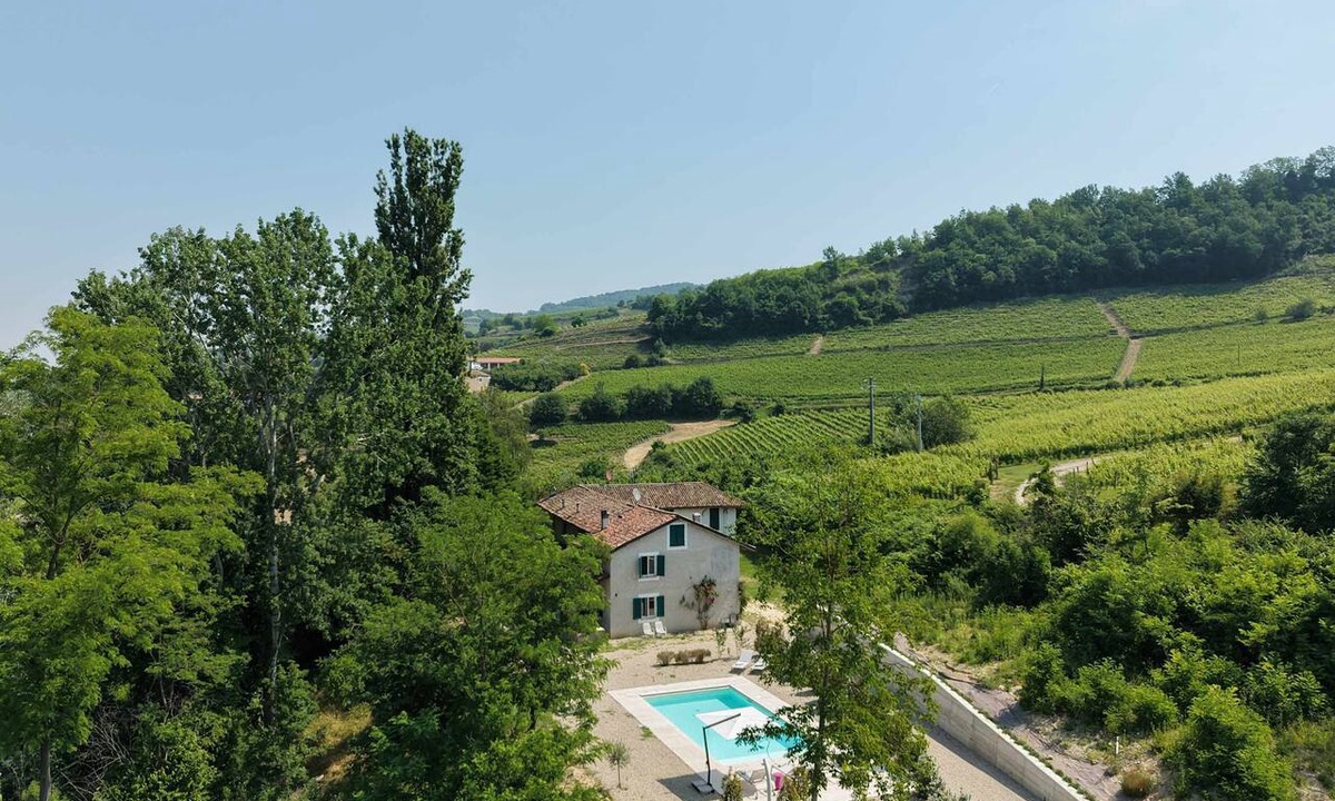 Cossano Belbo House | Casale Bera, hills view, private pool and garden