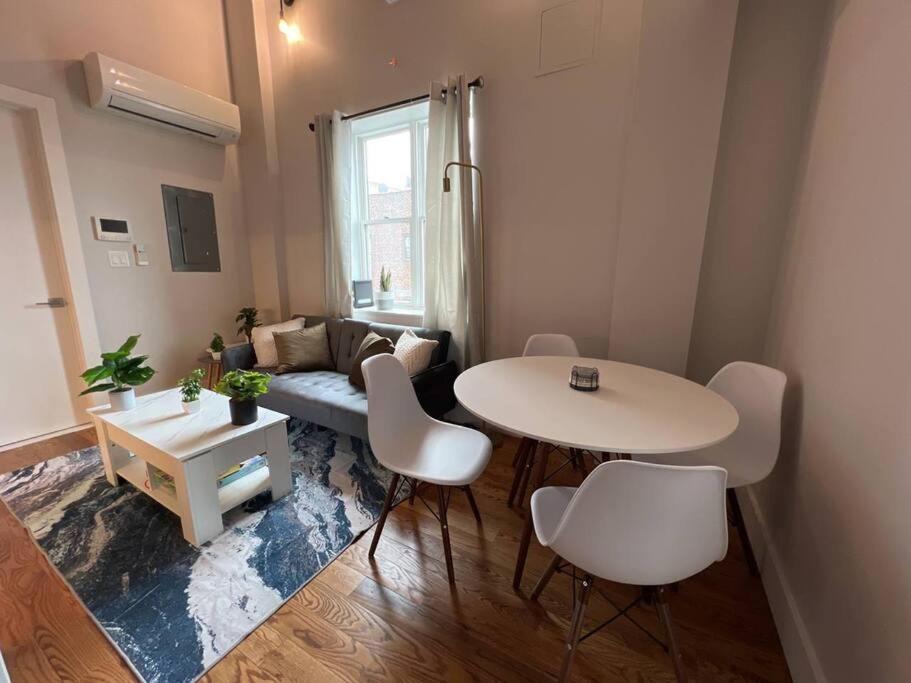 Flatbush Apartment | Charming 2B duplex in Prospect Park
