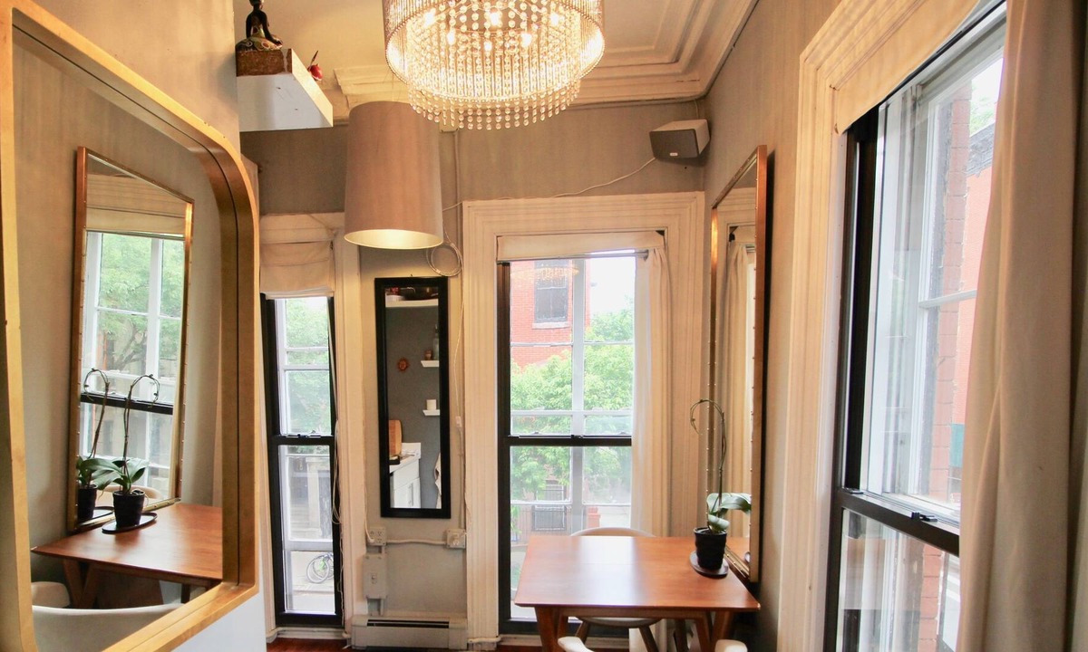 Greenwich Village Apartment | Charming Jewel Box in the Heart of the West Village Steps from Subway & river
